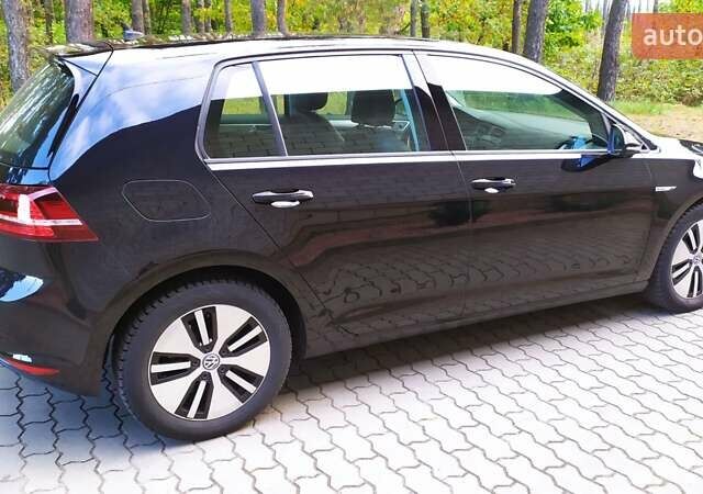 Чорний Фольксваген e-Golf, об'ємом двигуна 0 л та пробігом 112 тис. км за 9250 $, фото 8 на Automoto.ua