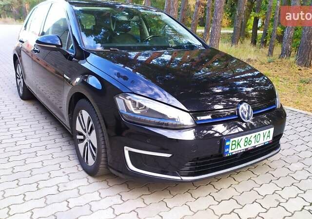 Чорний Фольксваген e-Golf, об'ємом двигуна 0 л та пробігом 112 тис. км за 9250 $, фото 20 на Automoto.ua