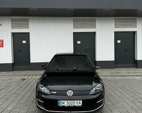 Чорний Фольксваген e-Golf, об'ємом двигуна 0 л та пробігом 125 тис. км за 9300 $, фото 7 на Automoto.ua