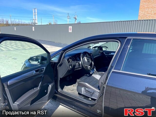 Черный Фольксваген e-Golf, объемом двигателя 0 л и пробегом 123 тыс. км за 9200 $, фото 7 на Automoto.ua