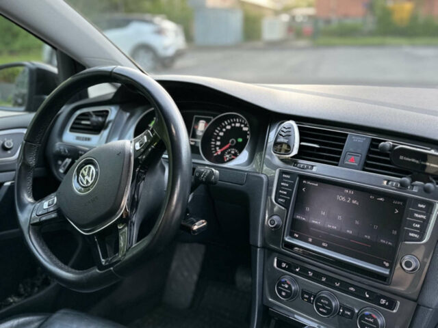 Чорний Фольксваген e-Golf, об'ємом двигуна 0 л та пробігом 97 тис. км за 9900 $, фото 9 на Automoto.ua