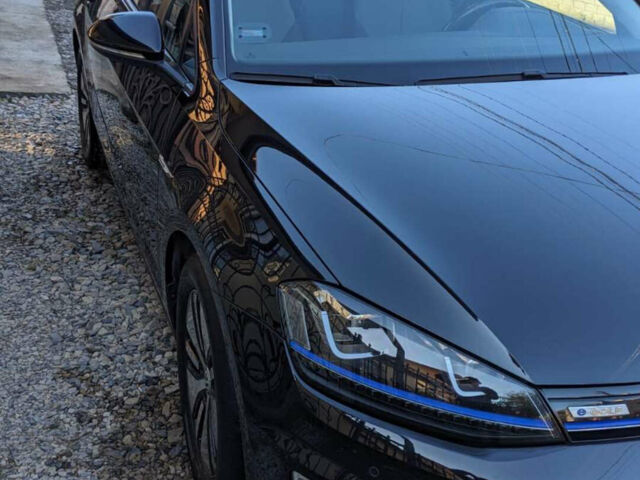 Чорний Фольксваген e-Golf, об'ємом двигуна 0 л та пробігом 74 тис. км за 9850 $, фото 3 на Automoto.ua