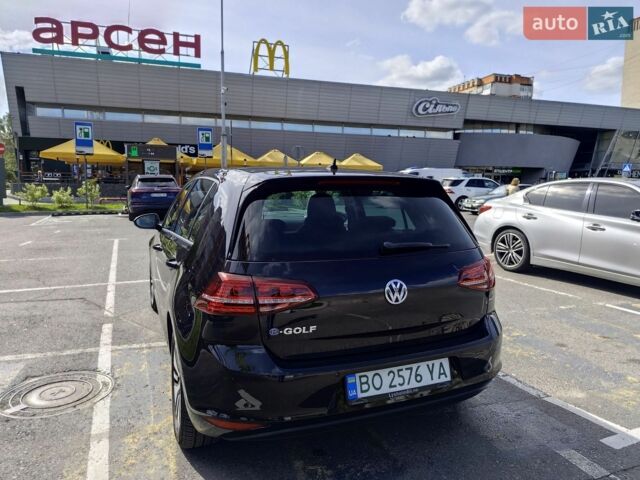 Черный Фольксваген e-Golf, объемом двигателя 0 л и пробегом 160 тыс. км за 8900 $, фото 10 на Automoto.ua