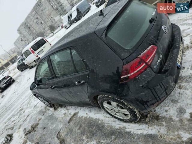 Черный Фольксваген e-Golf, объемом двигателя 0 л и пробегом 102 тыс. км за 8299 $, фото 5 на Automoto.ua