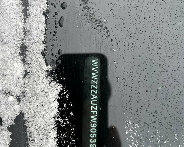 Черный Фольксваген e-Golf, объемом двигателя 0 л и пробегом 96 тыс. км за 9300 $, фото 20 на Automoto.ua