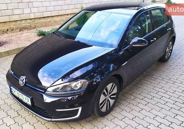 Чорний Фольксваген e-Golf, об'ємом двигуна 0 л та пробігом 112 тис. км за 9250 $, фото 11 на Automoto.ua