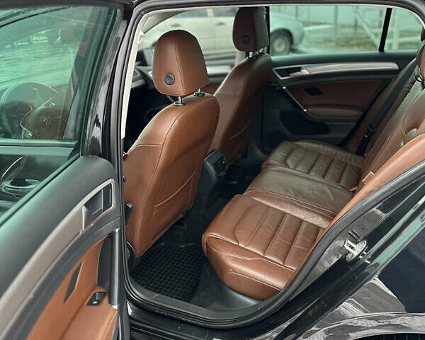 Черный Фольксваген e-Golf, объемом двигателя 0 л и пробегом 125 тыс. км за 9200 $, фото 19 на Automoto.ua