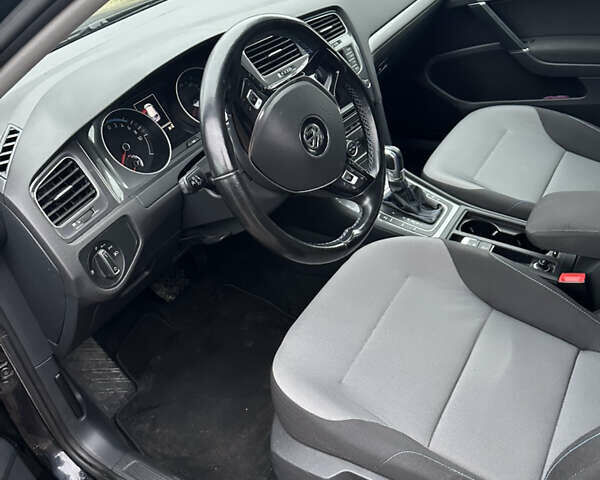 Чорний Фольксваген e-Golf, об'ємом двигуна 0 л та пробігом 112 тис. км за 8600 $, фото 15 на Automoto.ua