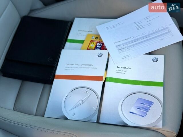 Черный Фольксваген e-Golf, объемом двигателя 0 л и пробегом 131 тыс. км за 9750 $, фото 55 на Automoto.ua