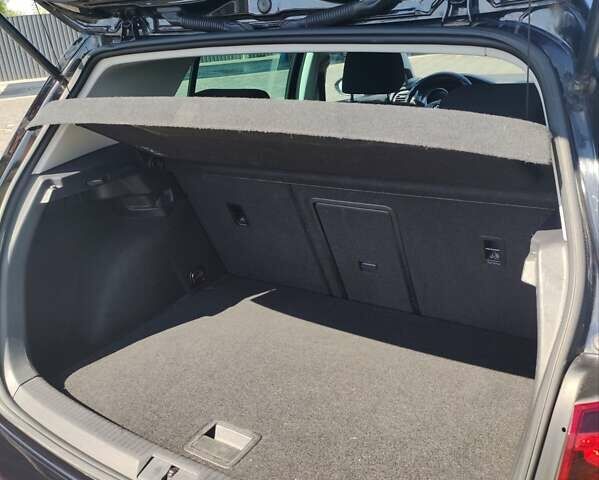 Чорний Фольксваген e-Golf, об'ємом двигуна 0 л та пробігом 177 тис. км за 10000 $, фото 4 на Automoto.ua