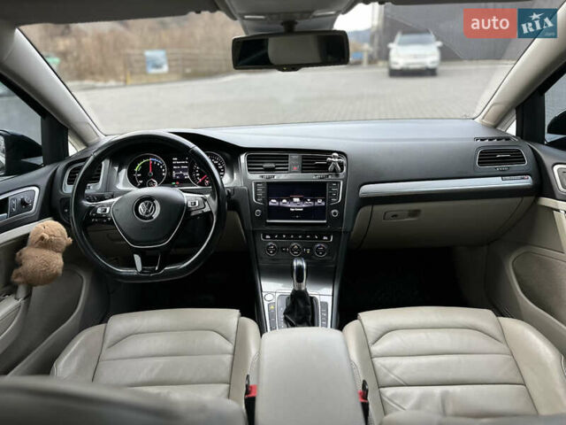 Черный Фольксваген e-Golf, объемом двигателя 0 л и пробегом 136 тыс. км за 9299 $, фото 14 на Automoto.ua