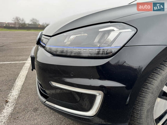 Черный Фольксваген e-Golf, объемом двигателя 0 л и пробегом 161 тыс. км за 9500 $, фото 12 на Automoto.ua