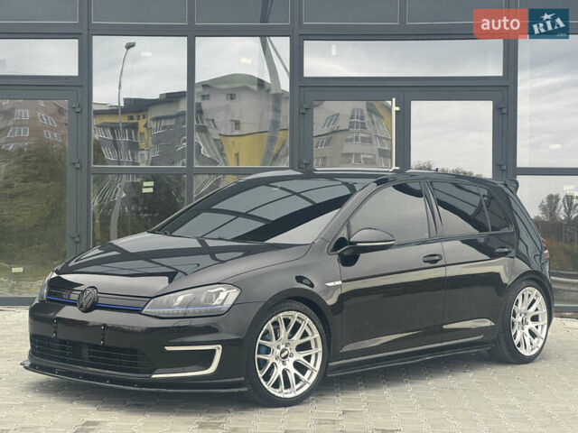 Черный Фольксваген e-Golf, объемом двигателя 0 л и пробегом 136 тыс. км за 9299 $, фото 5 на Automoto.ua
