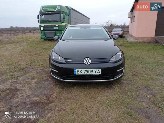 Чорний Фольксваген e-Golf, об'ємом двигуна 0 л та пробігом 130 тис. км за 8800 $, фото 2 на Automoto.ua