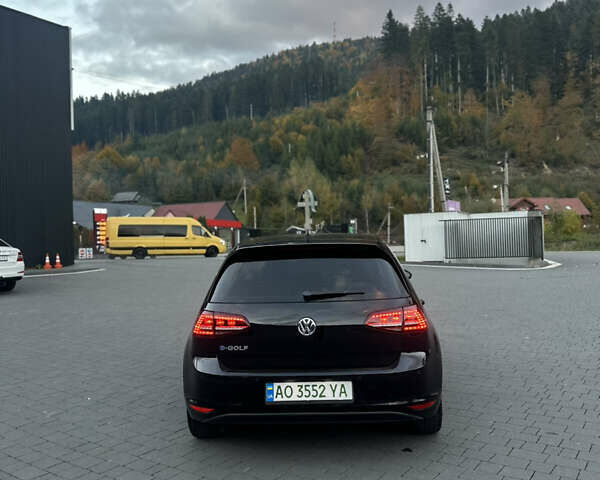 Черный Фольксваген e-Golf, объемом двигателя 0 л и пробегом 133 тыс. км за 9799 $, фото 5 на Automoto.ua
