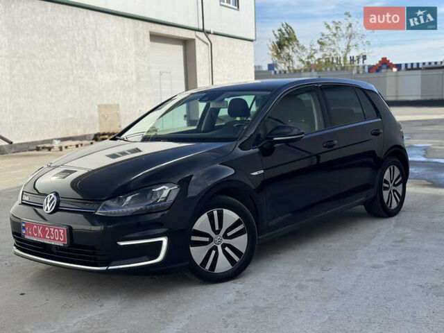 Черный Фольксваген e-Golf, объемом двигателя 0 л и пробегом 89 тыс. км за 8500 $, фото 1 на Automoto.ua