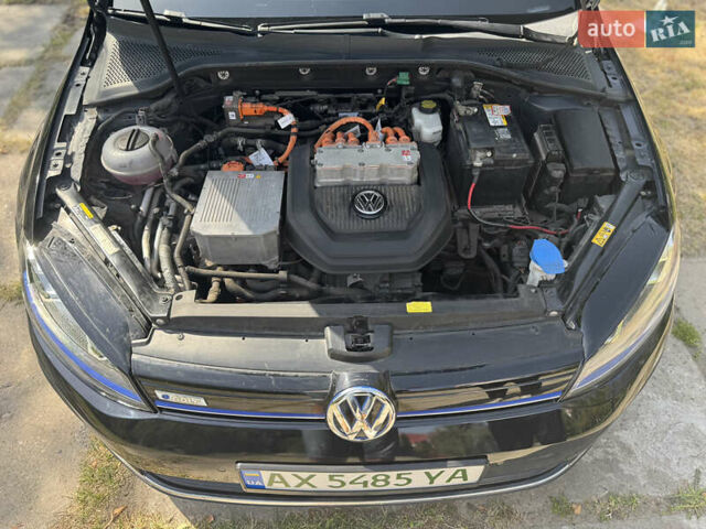 Черный Фольксваген e-Golf, объемом двигателя 0 л и пробегом 89 тыс. км за 10000 $, фото 27 на Automoto.ua