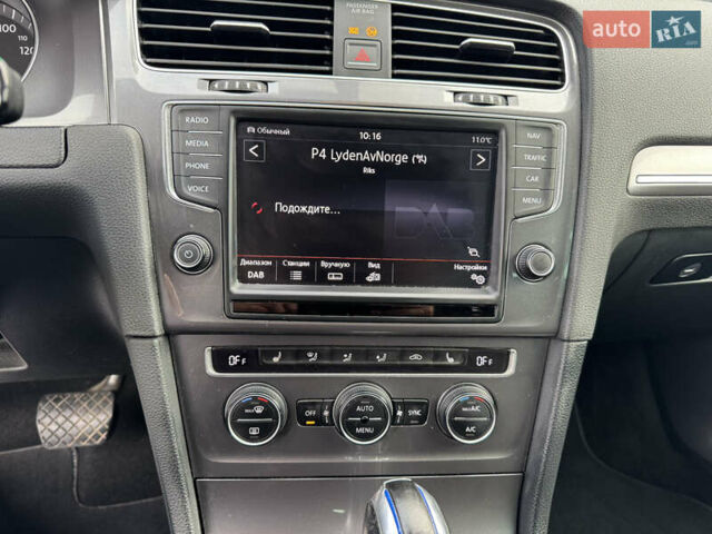 Чорний Фольксваген e-Golf, об'ємом двигуна 0 л та пробігом 129 тис. км за 8999 $, фото 67 на Automoto.ua