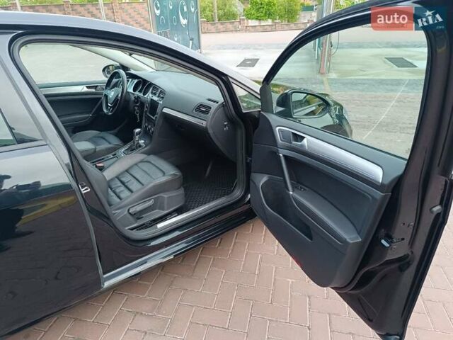 Чорний Фольксваген e-Golf, об'ємом двигуна 0 л та пробігом 120 тис. км за 7750 $, фото 47 на Automoto.ua