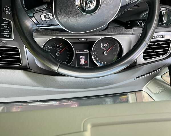 Черный Фольксваген e-Golf, объемом двигателя 0 л и пробегом 180 тыс. км за 7650 $, фото 17 на Automoto.ua