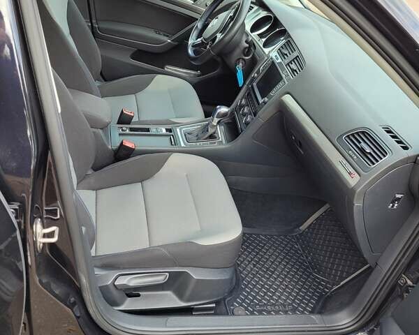 Чорний Фольксваген e-Golf, об'ємом двигуна 0 л та пробігом 115 тис. км за 9500 $, фото 9 на Automoto.ua