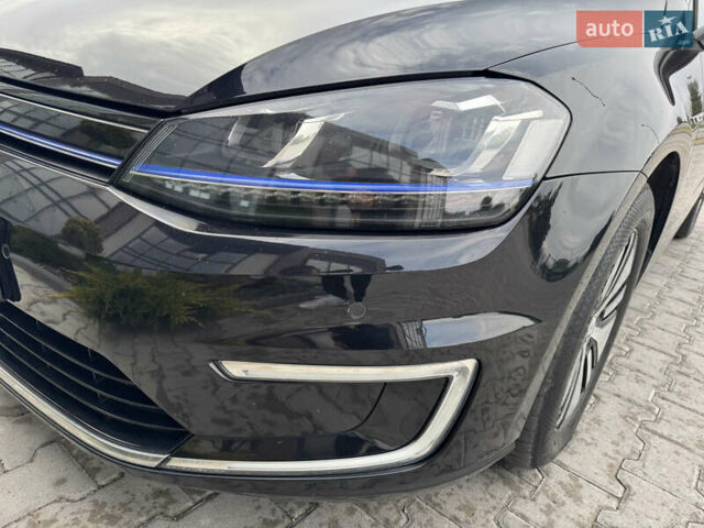 Чорний Фольксваген e-Golf, об'ємом двигуна 0 л та пробігом 129 тис. км за 8999 $, фото 29 на Automoto.ua