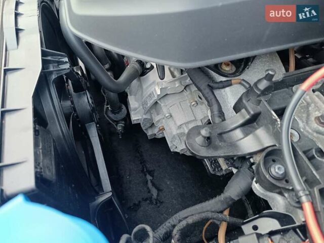 Чорний Фольксваген e-Golf, об'ємом двигуна 0 л та пробігом 120 тис. км за 7750 $, фото 74 на Automoto.ua