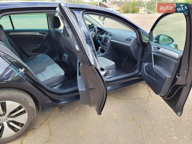 Чорний Фольксваген e-Golf, об'ємом двигуна 0 л та пробігом 115 тис. км за 9500 $, фото 7 на Automoto.ua