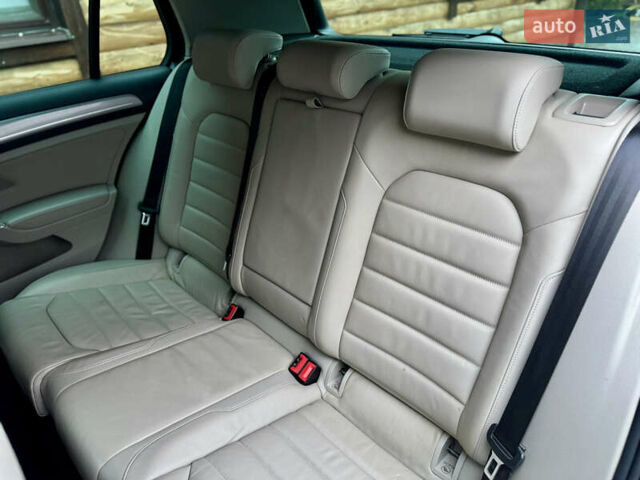 Черный Фольксваген e-Golf, объемом двигателя 0 л и пробегом 141 тыс. км за 9200 $, фото 17 на Automoto.ua