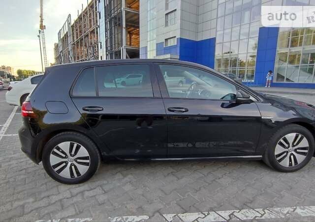 Чорний Фольксваген e-Golf, об'ємом двигуна 0 л та пробігом 99 тис. км за 11450 $, фото 6 на Automoto.ua