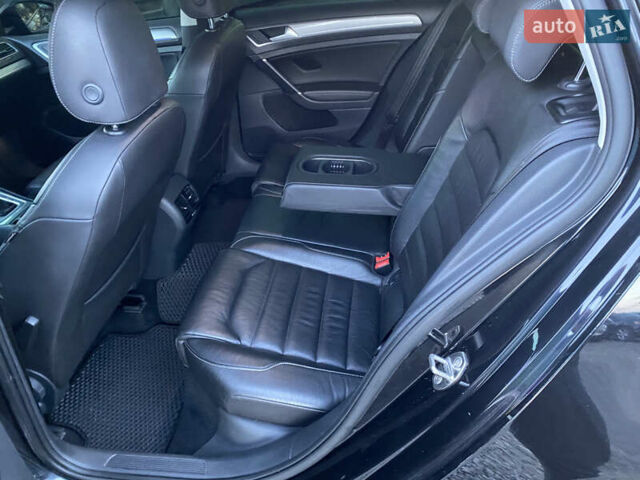 Черный Фольксваген e-Golf, объемом двигателя 0 л и пробегом 120 тыс. км за 9000 $, фото 7 на Automoto.ua