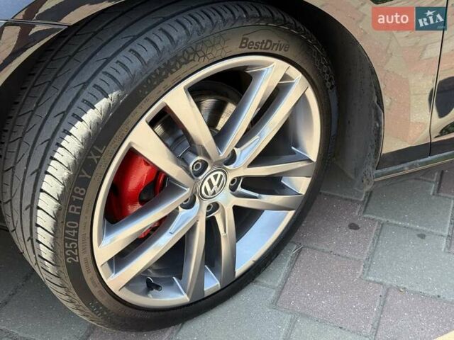 Чорний Фольксваген e-Golf, об'ємом двигуна 0 л та пробігом 98 тис. км за 12499 $, фото 17 на Automoto.ua