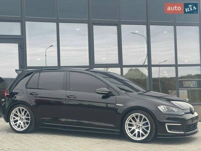 Чорний Фольксваген e-Golf, об'ємом двигуна 0 л та пробігом 136 тис. км за 9999 $, фото 13 на Automoto.ua