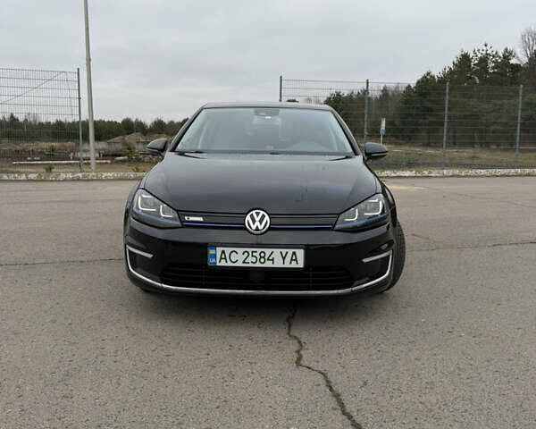 Чорний Фольксваген e-Golf, об'ємом двигуна 0 л та пробігом 154 тис. км за 8500 $, фото 1 на Automoto.ua