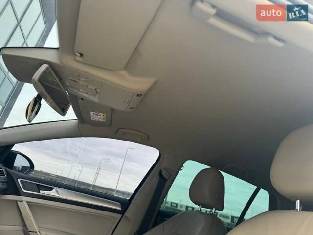 Чорний Фольксваген e-Golf, об'ємом двигуна 0 л та пробігом 136 тис. км за 9999 $, фото 70 на Automoto.ua