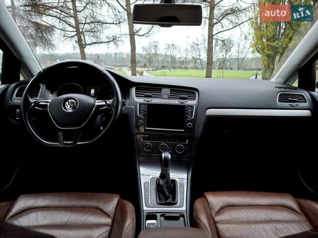 Черный Фольксваген e-Golf, объемом двигателя 0 л и пробегом 112 тыс. км за 8600 $, фото 13 на Automoto.ua