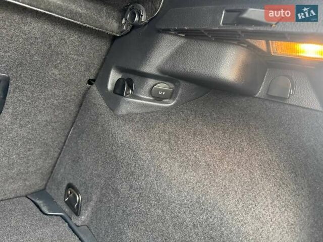 Чорний Фольксваген e-Golf, об'ємом двигуна 0 л та пробігом 136 тис. км за 9999 $, фото 75 на Automoto.ua