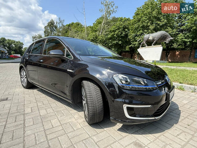 Черный Фольксваген e-Golf, объемом двигателя 0 л и пробегом 143 тыс. км за 11000 $, фото 4 на Automoto.ua