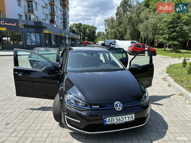 Черный Фольксваген e-Golf, объемом двигателя 0 л и пробегом 143 тыс. км за 11000 $, фото 8 на Automoto.ua