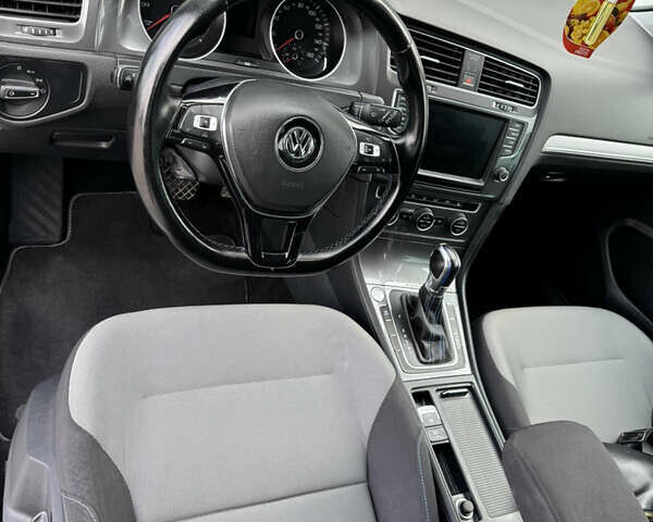 Чорний Фольксваген e-Golf, об'ємом двигуна 0 л та пробігом 129 тис. км за 8999 $, фото 49 на Automoto.ua