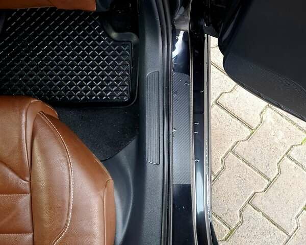 Чорний Фольксваген e-Golf, об'ємом двигуна 0 л та пробігом 112 тис. км за 8200 $, фото 16 на Automoto.ua