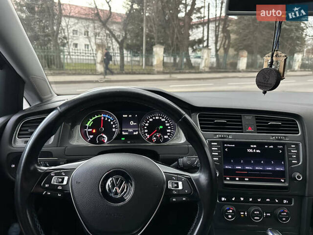 Чорний Фольксваген e-Golf, об'ємом двигуна 0 л та пробігом 122 тис. км за 9400 $, фото 20 на Automoto.ua