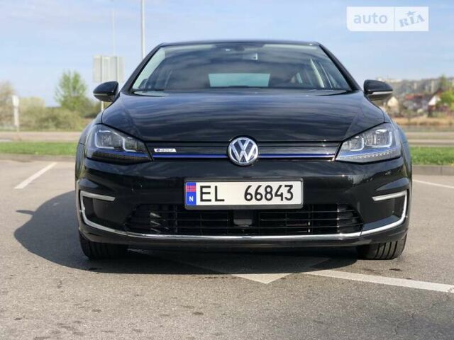 Черный Фольксваген e-Golf, объемом двигателя 0 л и пробегом 106 тыс. км за 11999 $, фото 1 на Automoto.ua