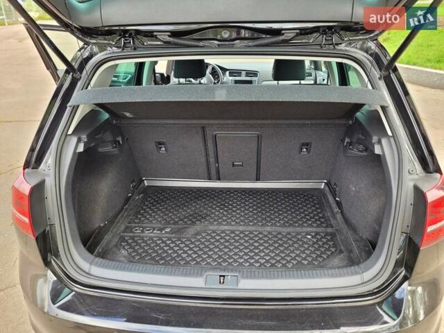 Чорний Фольксваген e-Golf, об'ємом двигуна 0 л та пробігом 115 тис. км за 9500 $, фото 13 на Automoto.ua