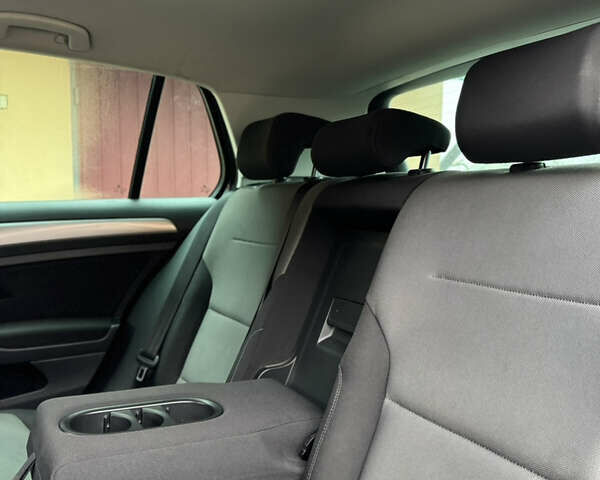 Черный Фольксваген e-Golf, объемом двигателя 0 л и пробегом 136 тыс. км за 8300 $, фото 16 на Automoto.ua