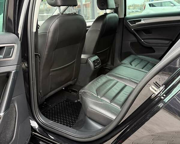 Чорний Фольксваген e-Golf, об'ємом двигуна 0 л та пробігом 130 тис. км за 9200 $, фото 28 на Automoto.ua