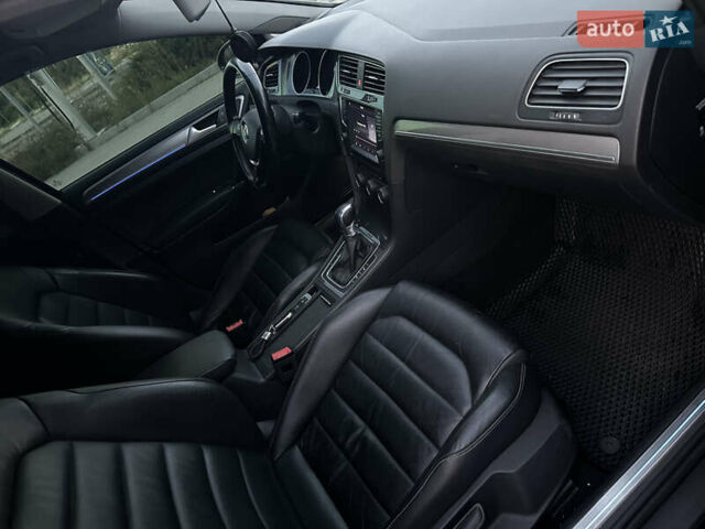 Черный Фольксваген e-Golf, объемом двигателя 0 л и пробегом 161 тыс. км за 9800 $, фото 30 на Automoto.ua