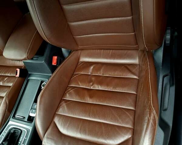 Черный Фольксваген e-Golf, объемом двигателя 0 л и пробегом 112 тыс. км за 8600 $, фото 33 на Automoto.ua