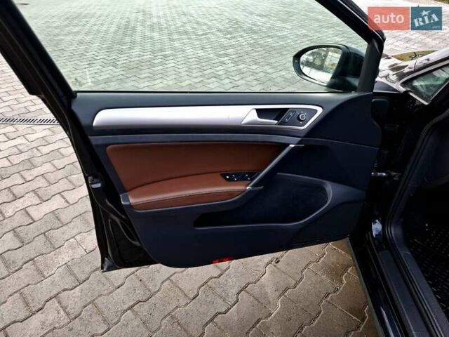 Чорний Фольксваген e-Golf, об'ємом двигуна 0 л та пробігом 112 тис. км за 8200 $, фото 10 на Automoto.ua