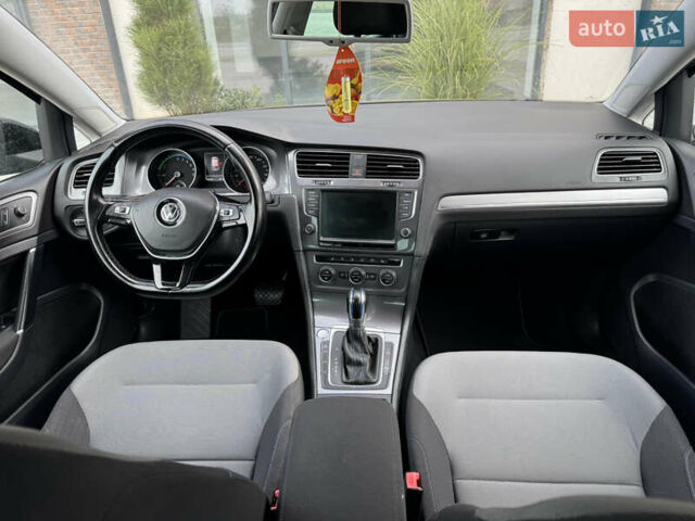 Чорний Фольксваген e-Golf, об'ємом двигуна 0 л та пробігом 129 тис. км за 8999 $, фото 62 на Automoto.ua